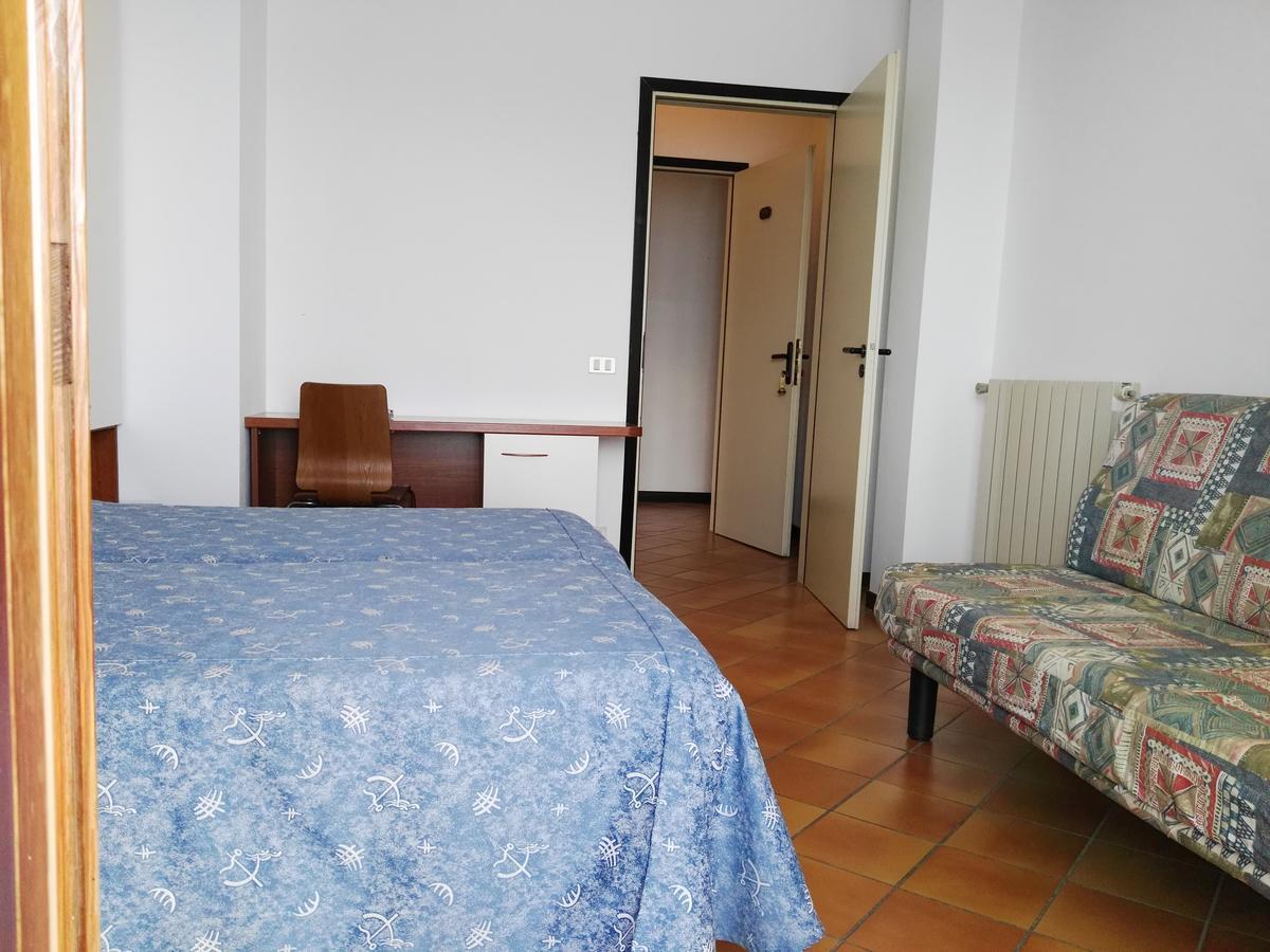 Hotel La Romantica Manerba del Garda Exterior foto